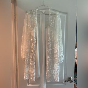 MAYA LACE ROBE (bridal robe)